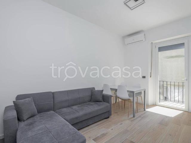 Appartamento in affitto a Torino via Piossasco, 11/3, arredato, ascensore, ristrutturato TrovaCasa