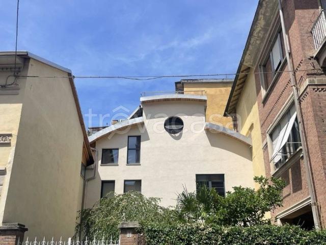 Appartamento in affitto a Torino via Prarostino, 11, arredato, giardino privato, posto auto TrovaCasa