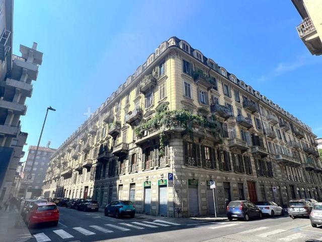 Appartamento in affitto a Torino via Principe Tommaso, 48, arredato, ascensore, balcone TrovaCasa