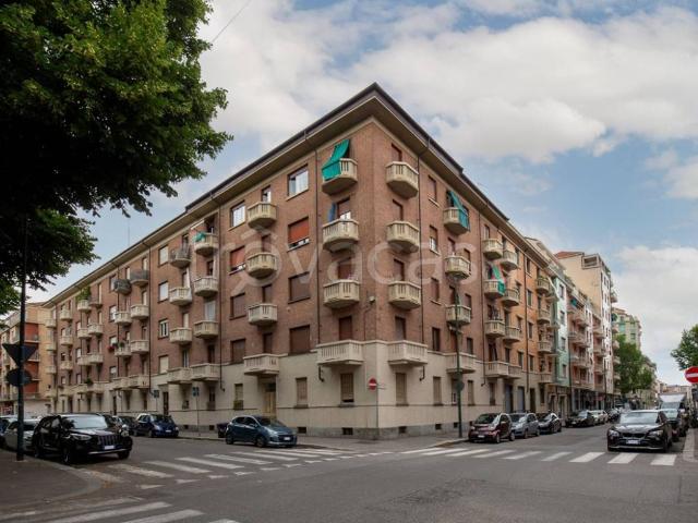 Appartamento in affitto a Torino via Valentino Carrera, 4, arredato, ristrutturato, vicinanze negozi TrovaCasa