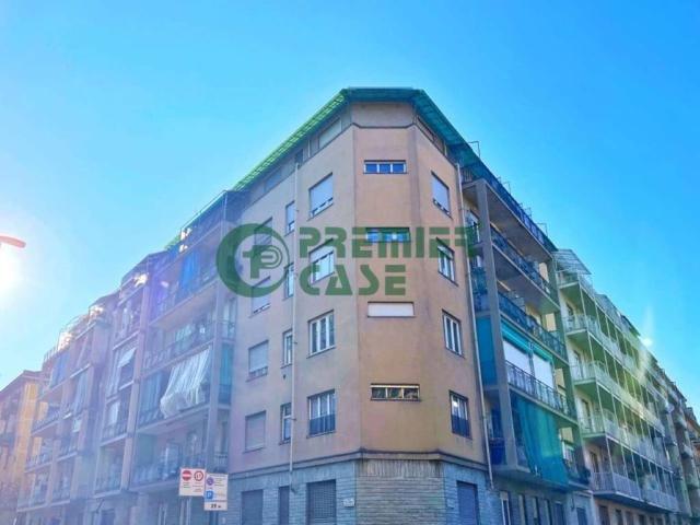 Appartamento in affitto a Torino via Vittoria 45, arredato, ascensore, cucina a vista TrovaCasa