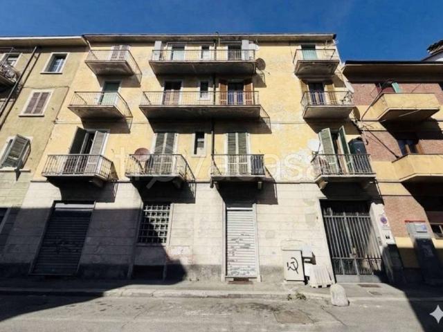 Appartamento in affitto a Torino via via Barbania 3, arredato, riscaldamento autonomo, libero subito TrovaCasa