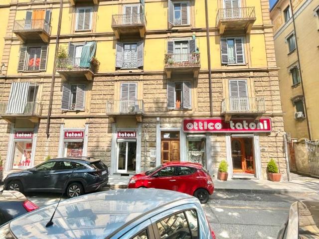 Appartamento in affitto a Torino corso Tortona, 6, arredato, zona residenziale, lavatrice TrovaCasa