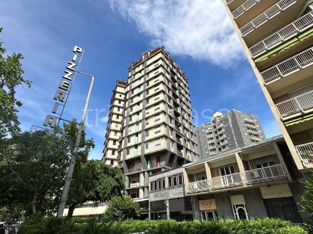 Appartamento in affitto a Torino corso Unione Sovietica, 409, box, parzialmente arredato, ascensore TrovaCasa