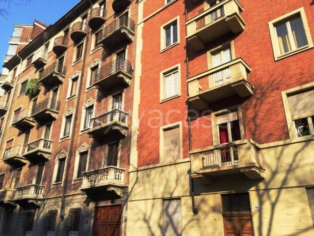 Appartamento in affitto a Torino corso Peschiera, 151A, arredato, doppia esposizione, riscaldamento centralizzato TrovaCasa