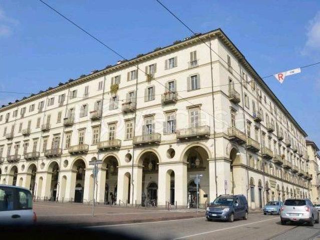 Appartamento in affitto a Torino, Giardini Reali