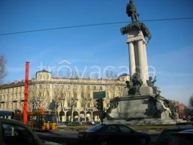 Appartamento in affitto a Torino largo Vittorio Emanuele II, non arredato/vuoto, posto auto, buono stato TrovaCasa