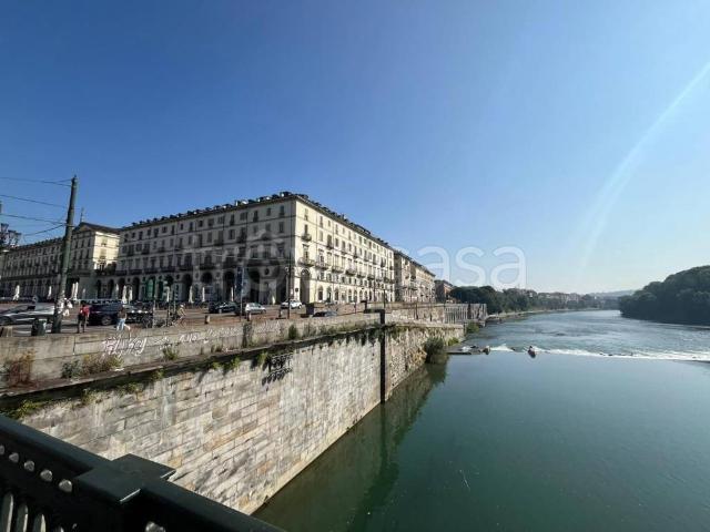 Appartamento in affitto a Torino lungo Po Luigi Cadorna, 5, arredato, cantina, senza ascensore TrovaCasa