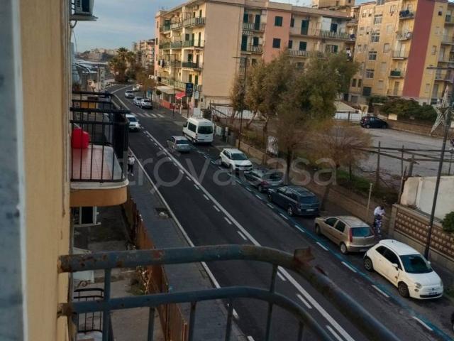 Appartamento in affitto a Torre del Greco via Litoranea, posto auto, balcone, angolo cottura TrovaCasa