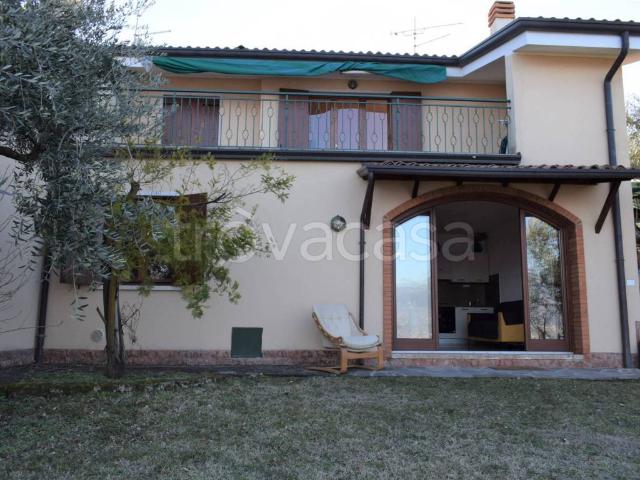 Appartamento in affitto a Torri del Benaco, arredato, giardino privato, vista lago TrovaCasa