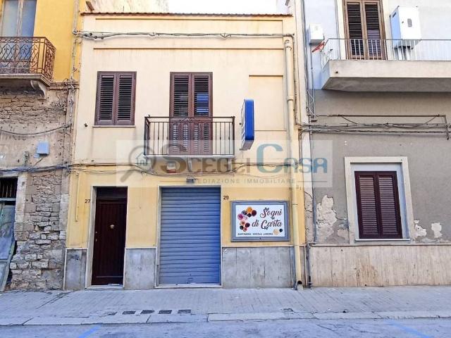 Appartamento in affitto a Trapani via Nino Bixio, 27, terrazzo, ristrutturato, centrale TrovaCasa