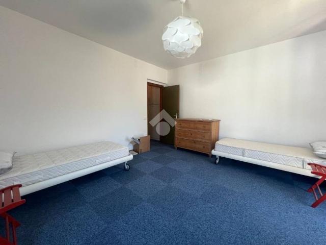 Appartamento in affitto a Trento corso Michelangelo Buonarroti, arredato, terrazzo, vicinanze negozi TrovaCasa