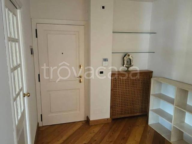 Appartamento in affitto a Trento corso Michelangelo Buonarroti, box, parzialmente arredato, ascensore TrovaCasa