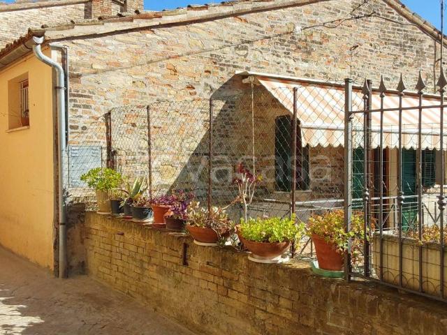 Appartamento in affitto a Treia, arredato, lavatrice, aria condizionata TrovaCasa