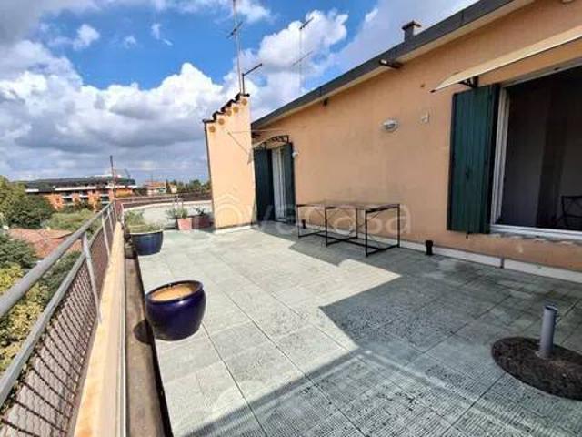 Appartamento in affitto a Treviso via Alfredo Oriani, arredato, vista panoramica, ascensore TrovaCasa