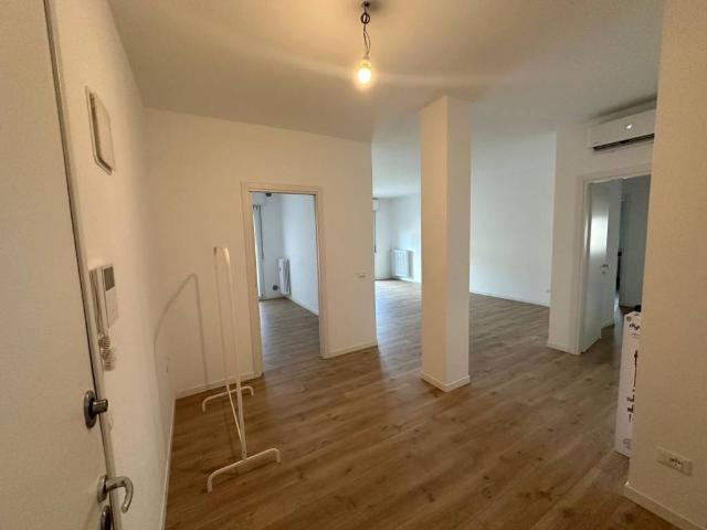 Appartamento in affitto a Treviso via Giovanni Verga, non arredato/vuoto, posto auto, box TrovaCasa