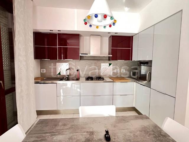 Appartamento in affitto a Treviso via Paolo Veronese, arredato, terrazzo, cabina armadio TrovaCasa