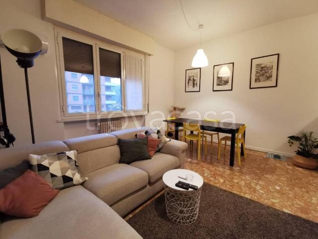 Appartamento in affitto a Trezzano sul Naviglio piazza San Lorenzo, arredato, balcone, cucina abitabile TrovaCasa