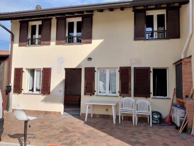 Appartamento in affitto a Trezzo sull'Adda via Cavour, 38, arredato, giardino privato, terrazzo TrovaCasa
