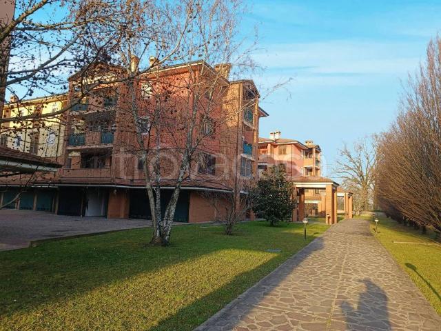 Appartamento in affitto a Tribiano, arredato, box, terrazzo TrovaCasa
