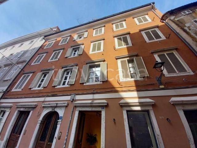 Appartamento in affitto a Trieste, arredato, riscaldamento autonomo, vicinanze negozi TrovaCasa