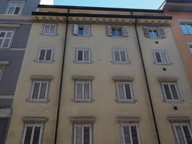 APPARTAMENTO in AFFITTO a TRIESTE di 2 vani