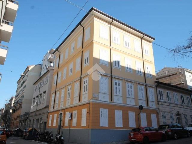 Appartamento in affitto a Trieste via Casimiro Donadoni, 26, arredato, luminoso, angolo cottura TrovaCasa