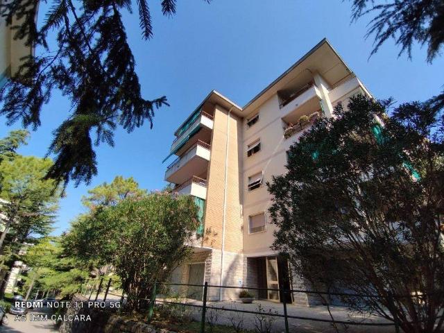 Appartamento in affitto a Trieste via Carlo Antoni, arredato, box, ascensore TrovaCasa