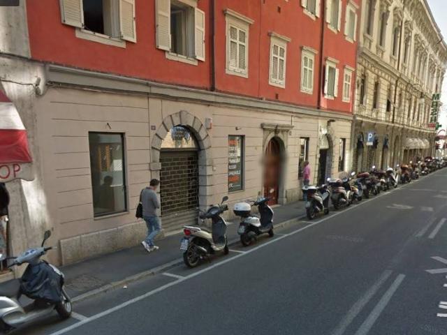Appartamento in affitto a Trieste via Valdirivo, 15, arredato, terrazzo, balcone TrovaCasa