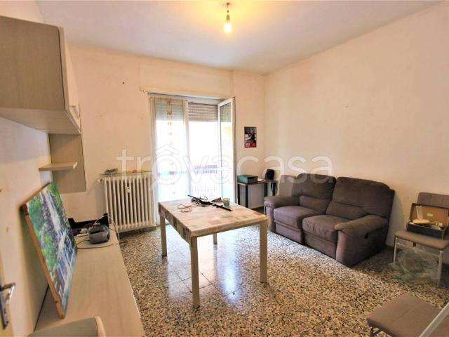 Appartamento in affitto a Trofarello via Filippo Turati, 8, non arredato/vuoto, cantina, senza ascensore TrovaCasa