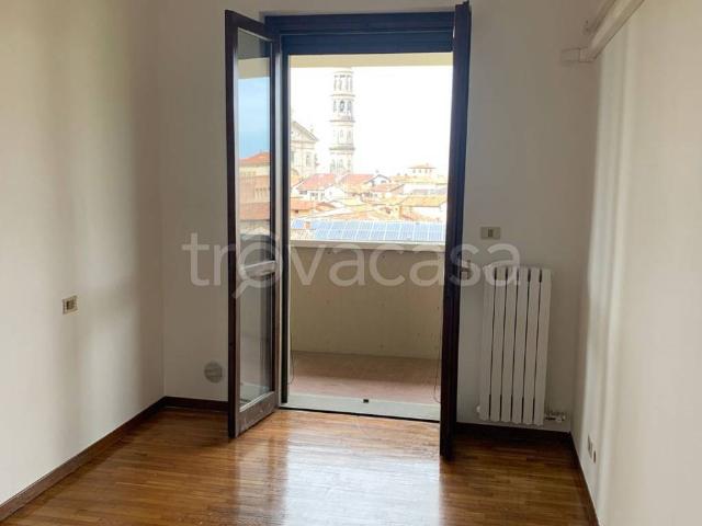 Appartamento in affitto a Urgnano, non arredato/vuoto, box, riscaldamento autonomo TrovaCasa