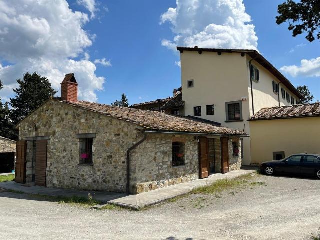 Appartamento in affitto a Vaglia via di San Jacopo, arredato, riscaldamento centralizzato, centrale TrovaCasa