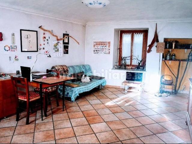 Appartamento in affitto a Vaie via 1 Maggio, 9, riscaldamento autonomo, parzialmente arredato, ristrutturato TrovaCasa