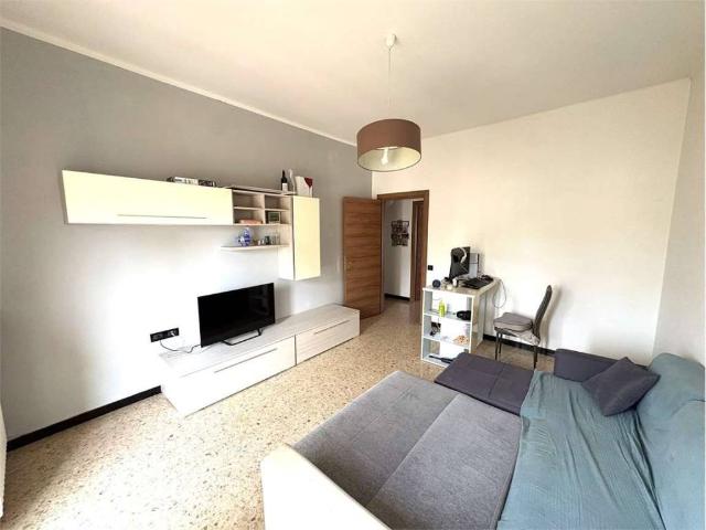 Appartamento in affitto a Valenza AL