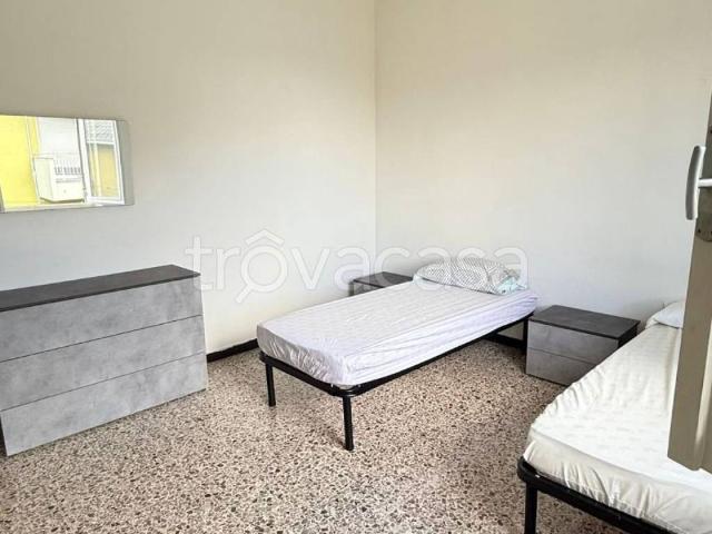 Appartamento in affitto a Valenza via Gioacchino Rossini, arredato, riscaldamento autonomo, libero subito TrovaCasa