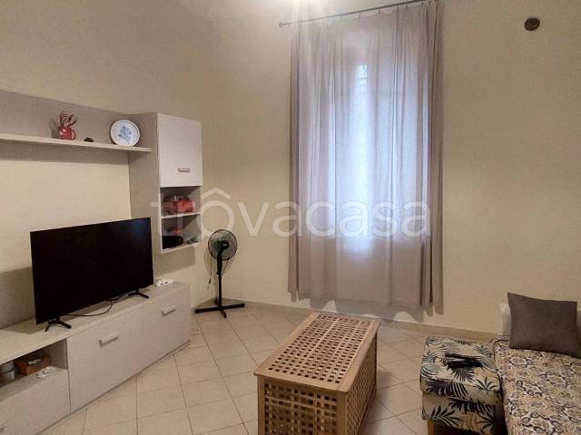 Appartamento in affitto a Valenza via Sandro Pino, arredato, cucina abitabile TrovaCasa