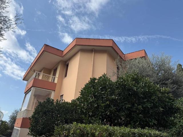 Appartamento in affitto a Vallecrosia IM
