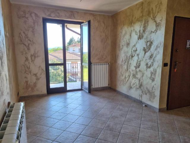 Appartamento in affitto a Valperga TO