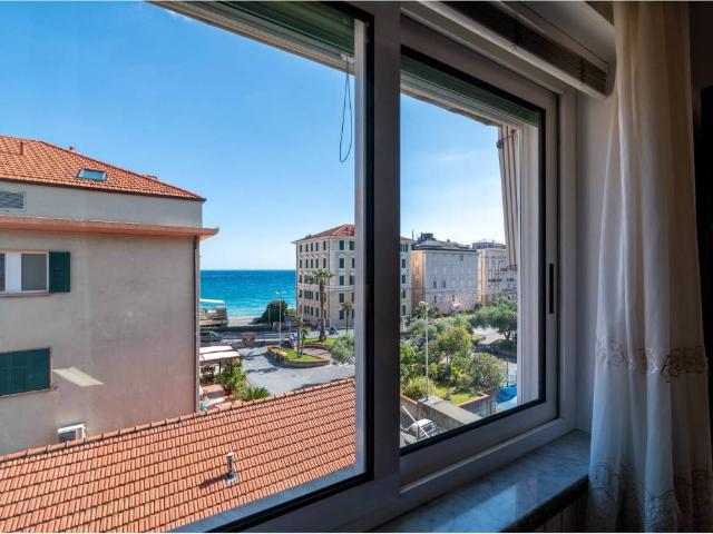 Appartamento in affitto a Varazze SV