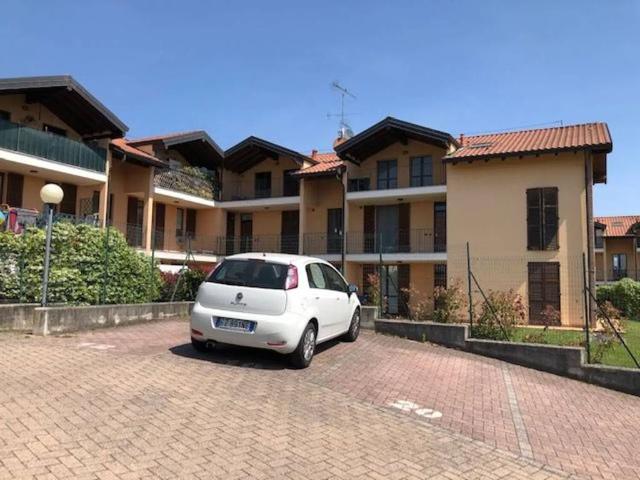Appartamento in affitto a Varano Borghi VA