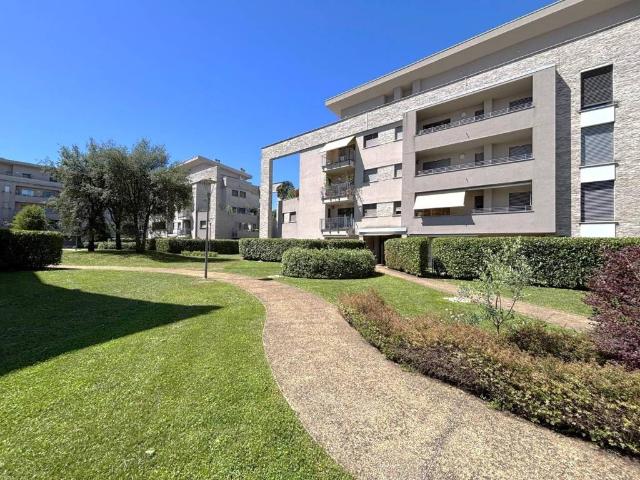 Appartamento in affitto a Varedo MB