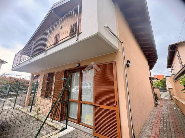 Appartamento in affitto a Varese