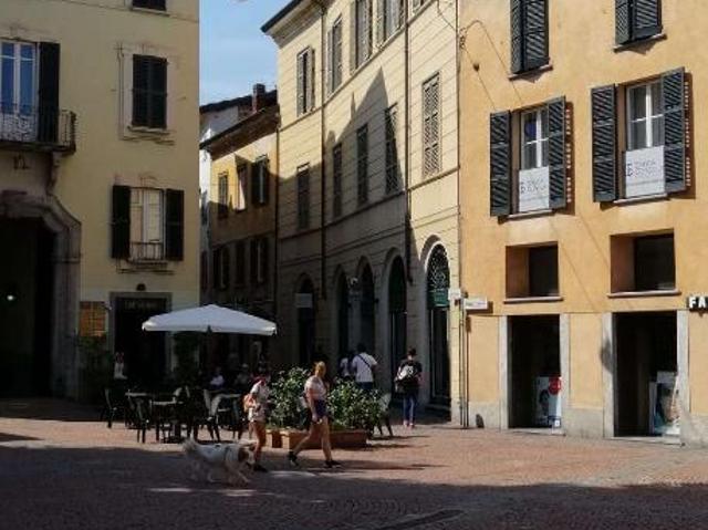 Appartamento in affitto a Varese