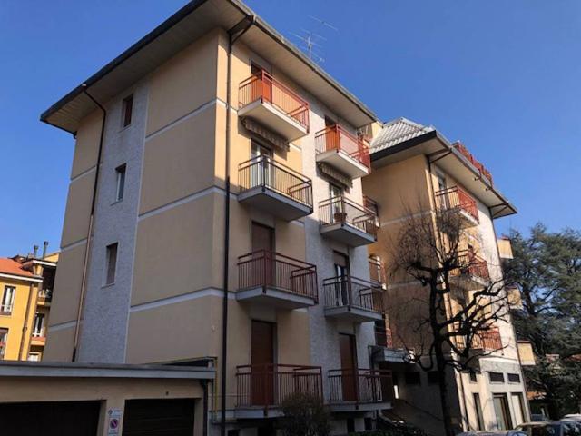 Appartamento in affitto a Varese VA