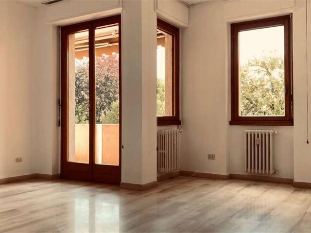 Appartamento in affitto a Varese VA