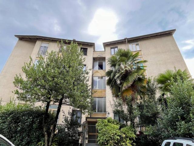 Appartamento in affitto a Varese VA