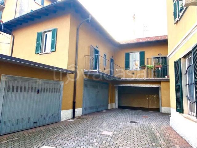 Appartamento in affitto a Varese via goldoni, 8, arredato, posto auto coperto, cantina TrovaCasa