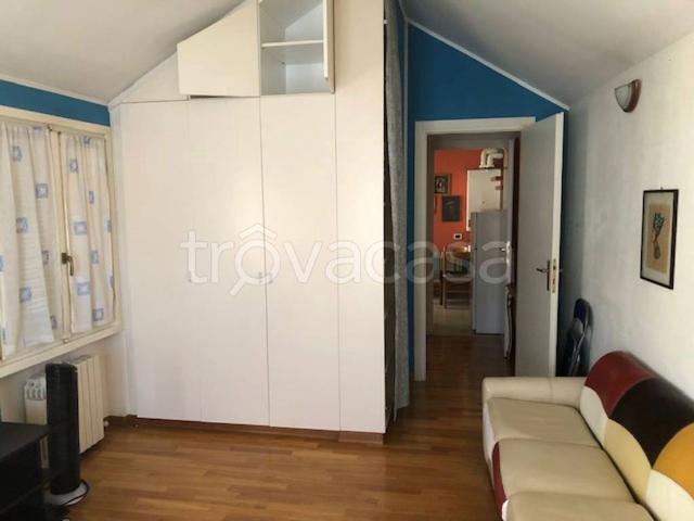 Appartamento in affitto a Varese via Giuseppe Garibaldi, arredato, riscaldamento autonomo, ascensore TrovaCasa