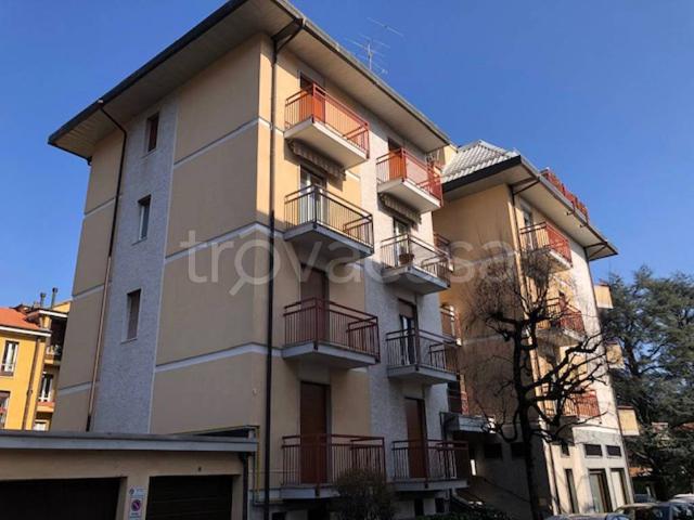 Appartamento in affitto a Varese via Giovanni Canetta, arredato, ascensore, doppia esposizione TrovaCasa