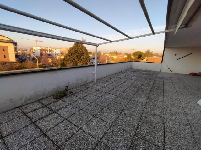 Appartamento in affitto a Vedano al Lambro MB